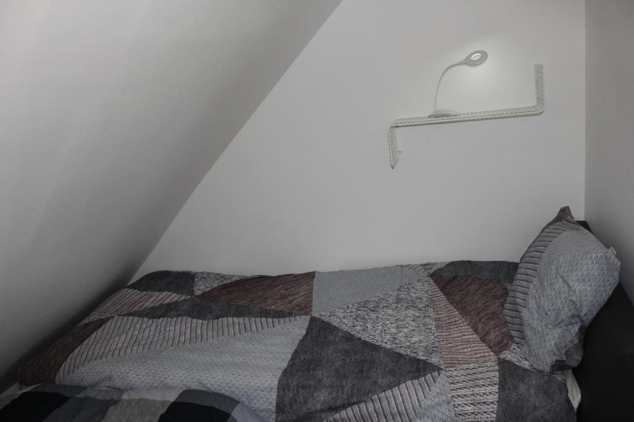 فيلا Cosy@Sea ميدل كيرك المظهر الخارجي الصورة